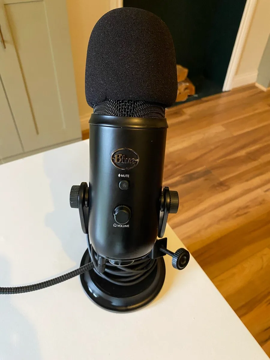 Logitech Blue Yeti USB Microphone - Image 3