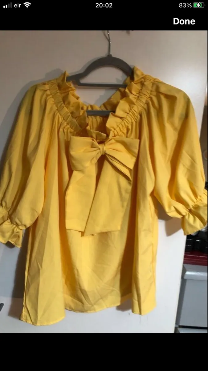 Ladies  stunning  top size L €3 - Image 2