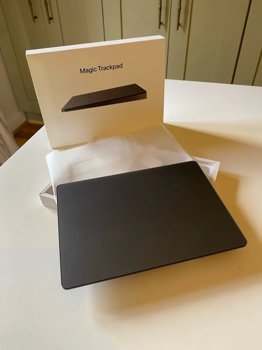 Apple Magic Trackpad 2 - Image 2