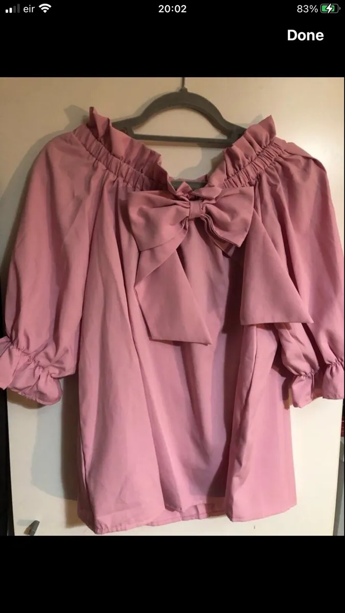 Ladies stunning top size M €3 - Image 3