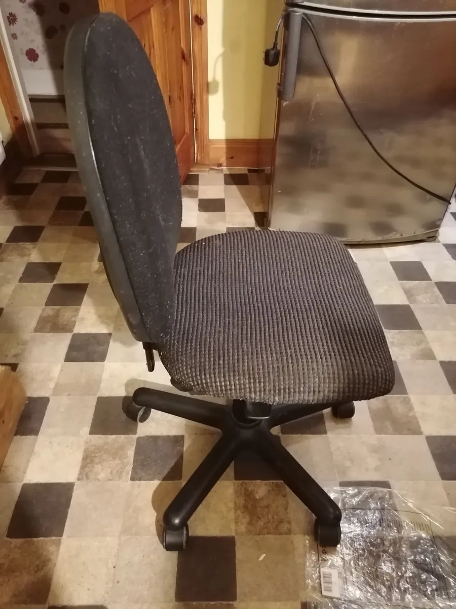 FREE Office chair - Image 2