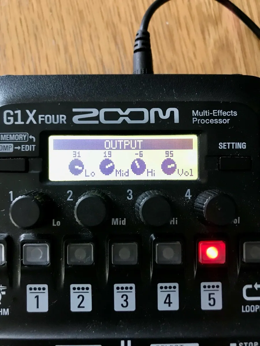 Zoom g1 x four - Image 3