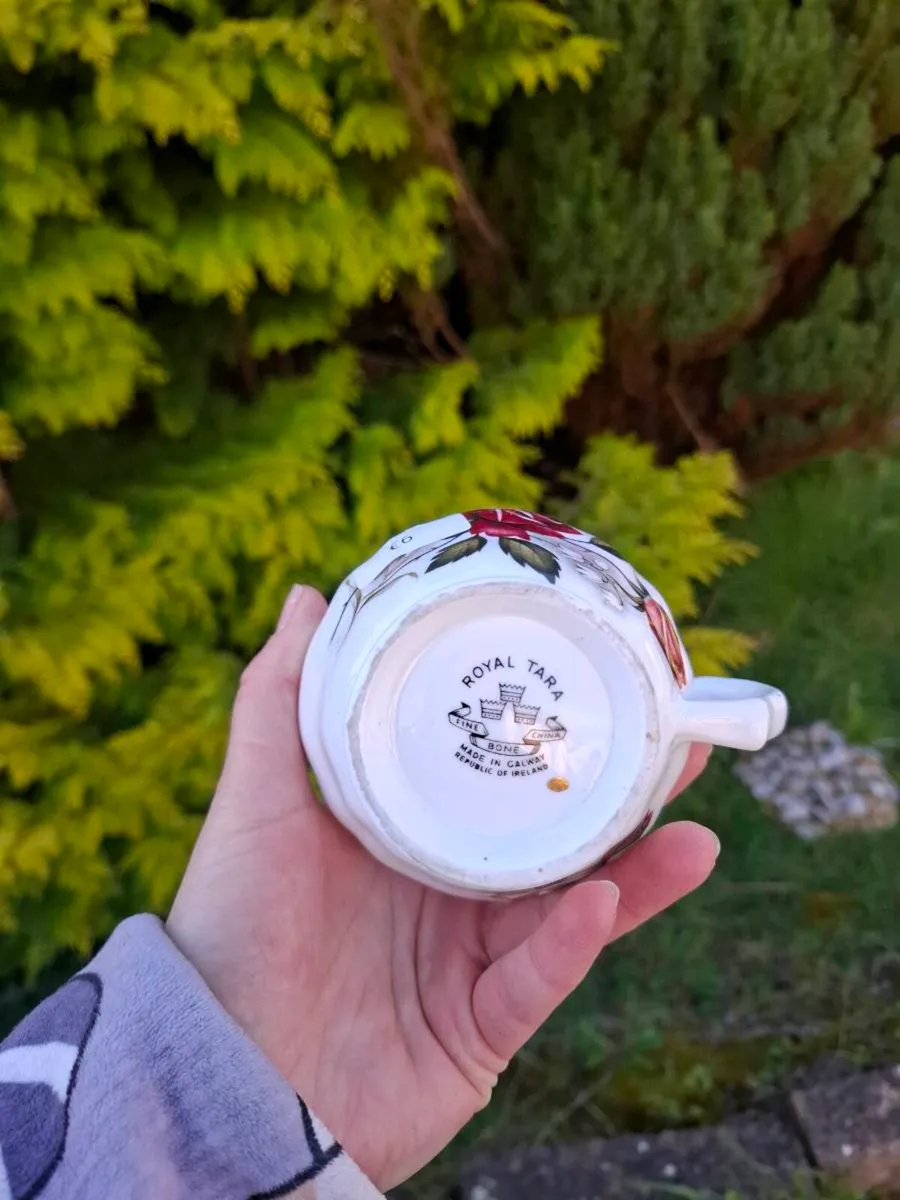 Royal tara china milk jug - Image 2