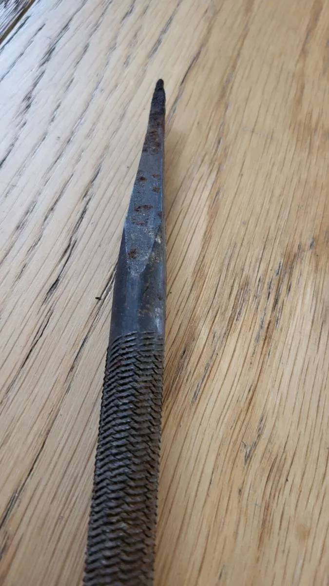 Pointy file, circa 18inches long. - Image 2