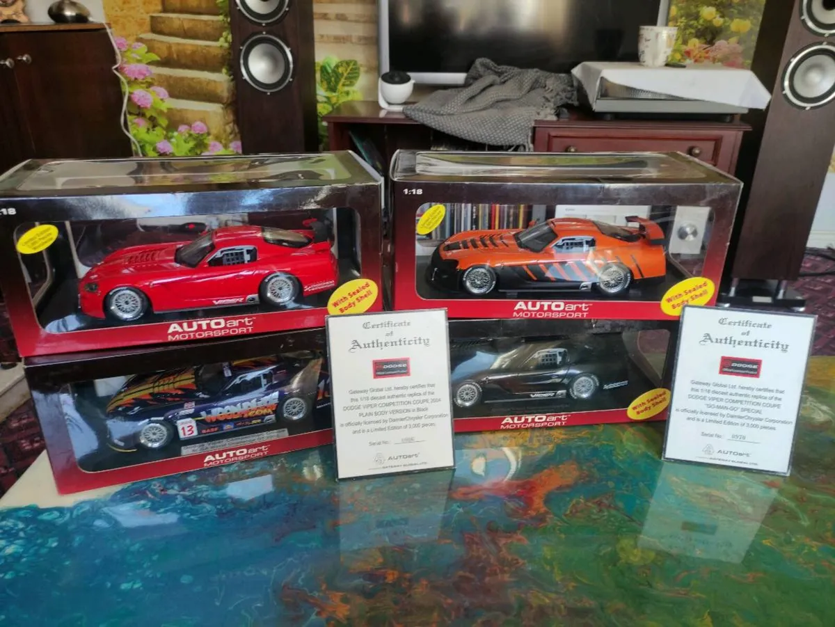 Die Cast Collection AutoArt Dodge Viper limited - Image 1