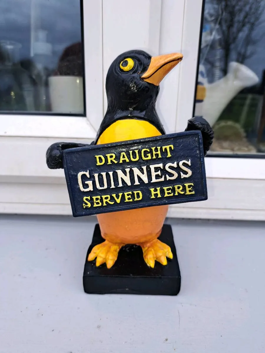 Guinness  pingwin ornament - Image 1