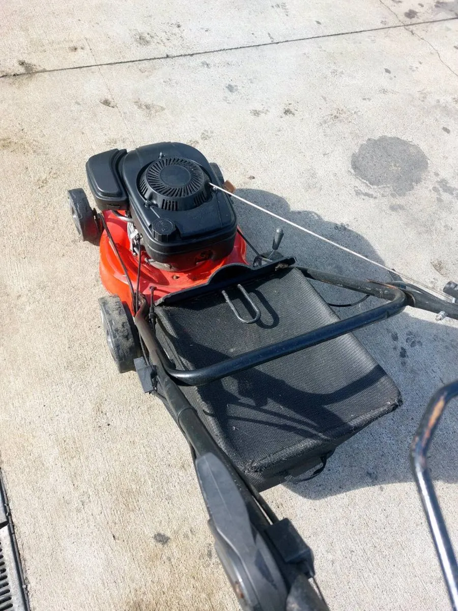 Lawnmower - Image 3
