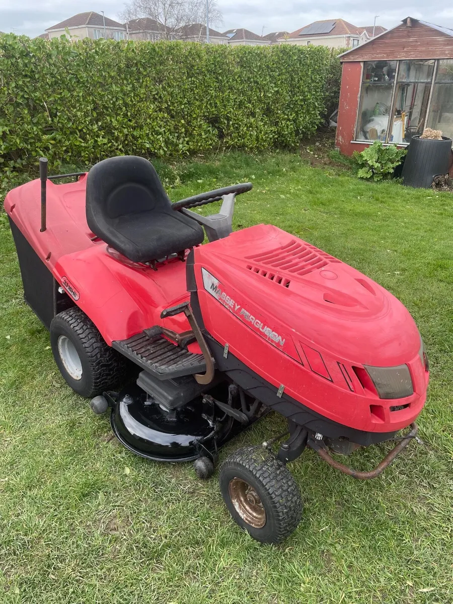 Ride on lawnmower - Image 4
