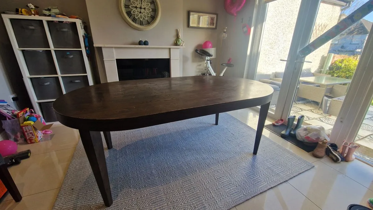 Meadows and Byrne Oval Dining Table - Image 3