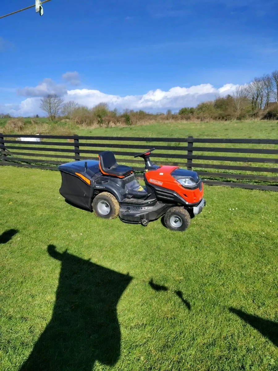 Oleo-Mac lawnmower