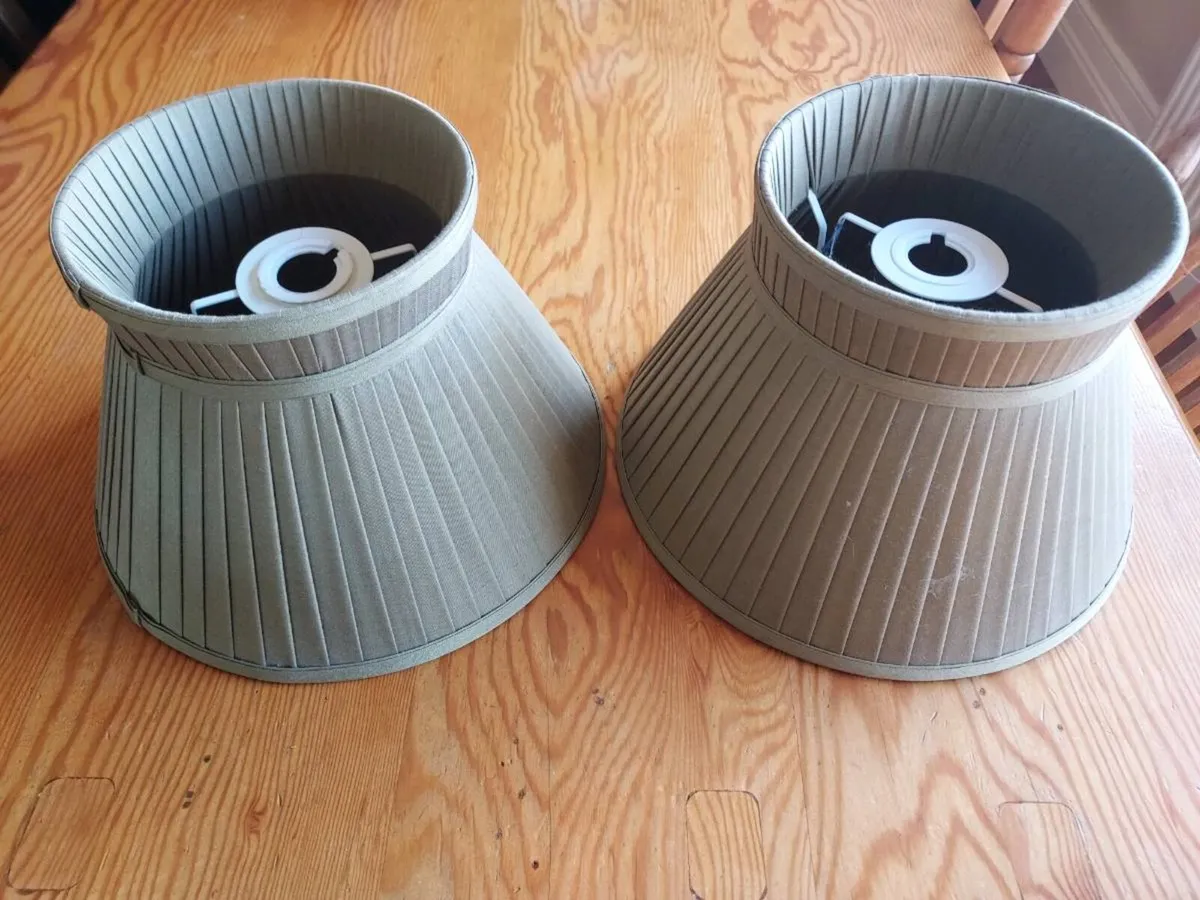 Lamp shades - Image 1
