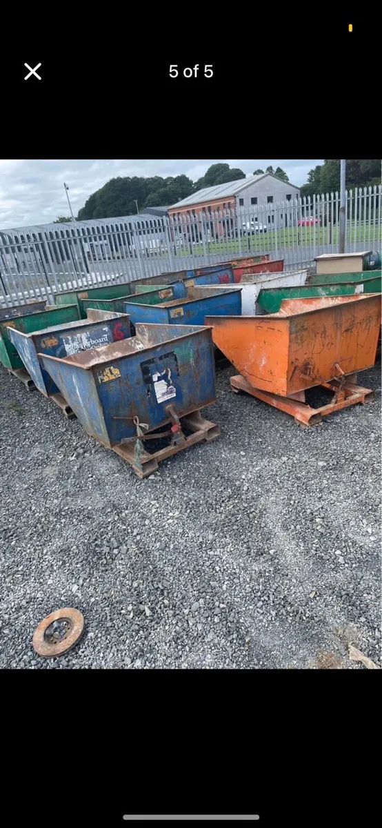 Tipping Skips - Image 1