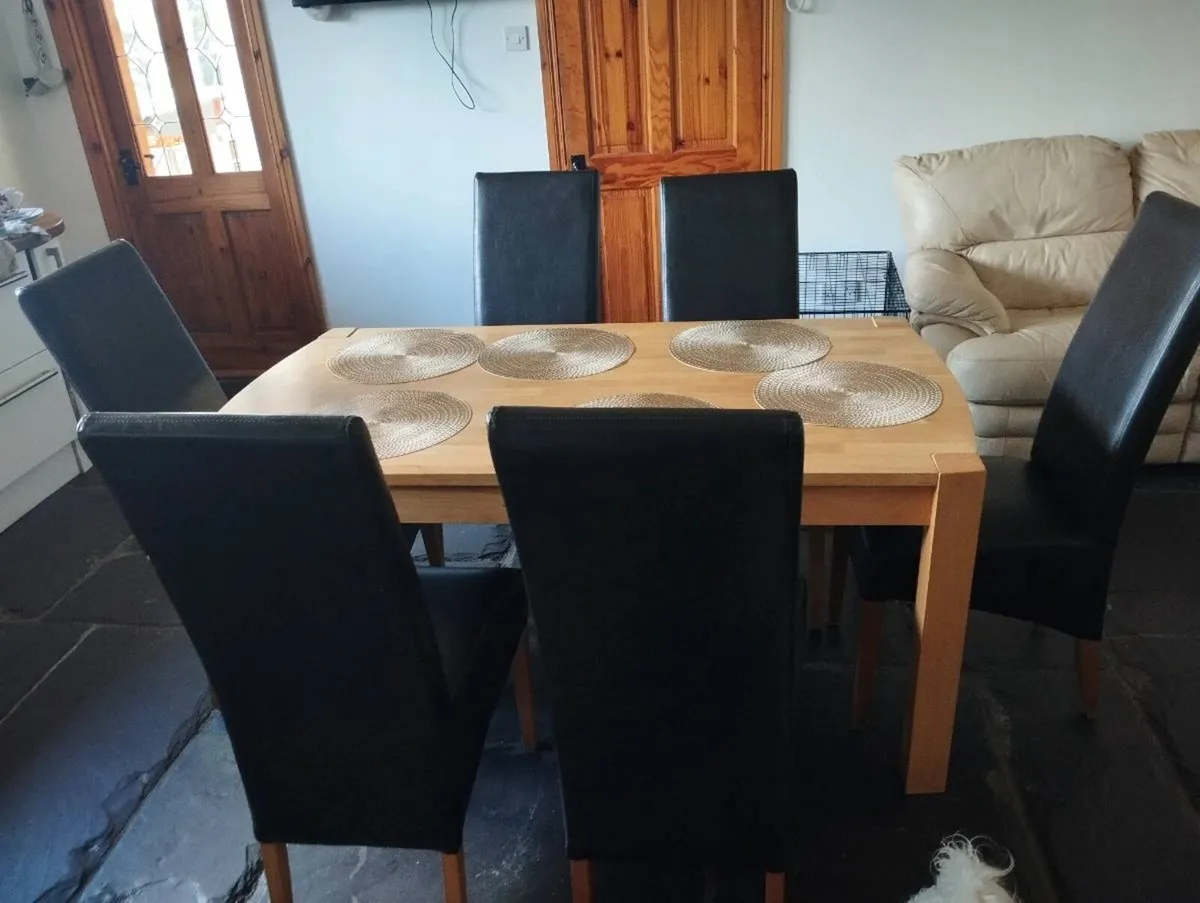 Oak table and 6 chairs