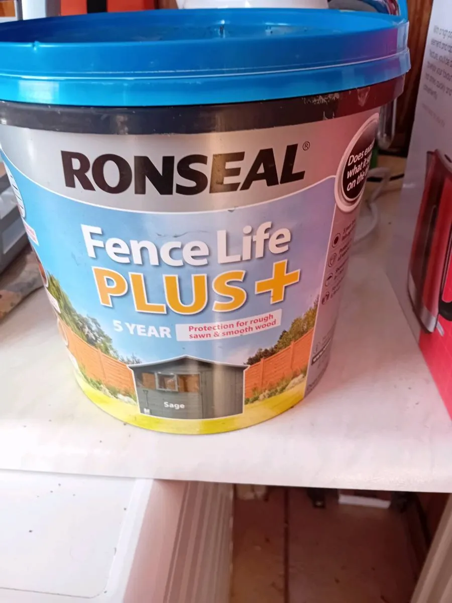 RONSEAL FENCE LIFE PLUS   need gone asap - Image 1