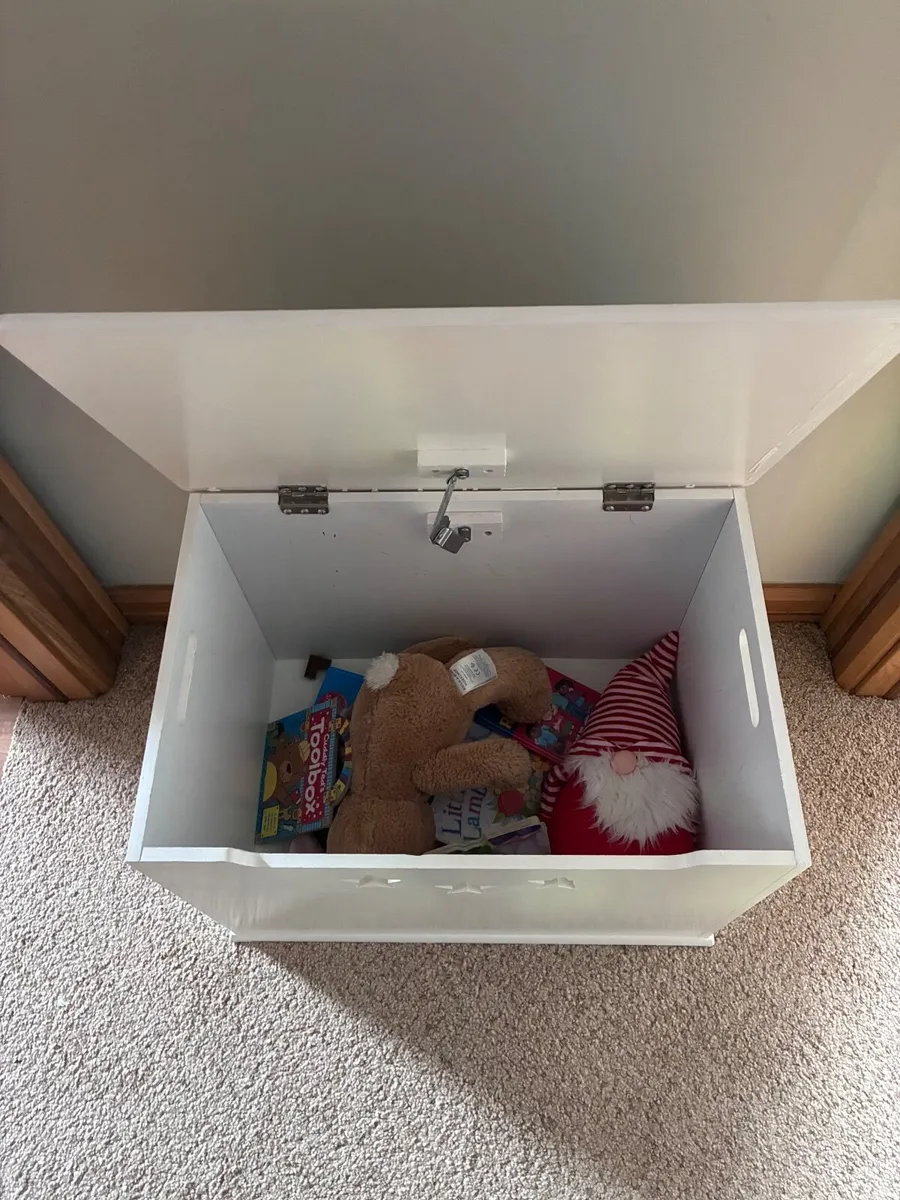 Toybox - Image 4