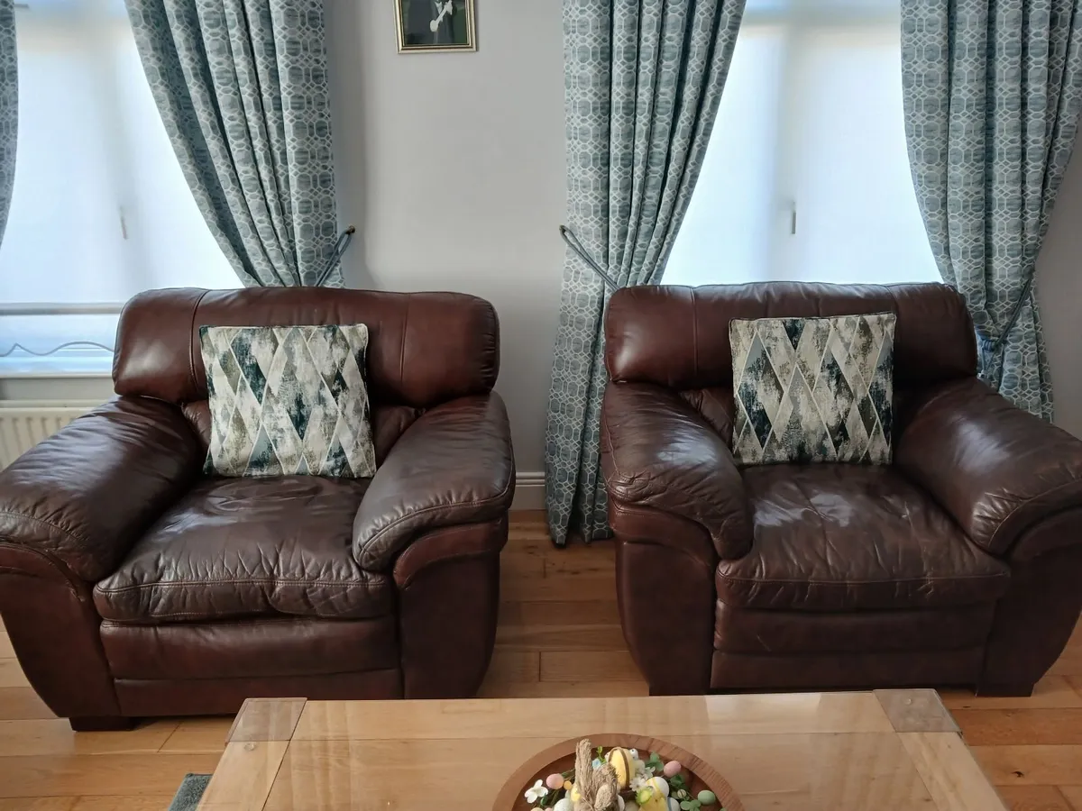 3 Piece Leather Suite - Image 3