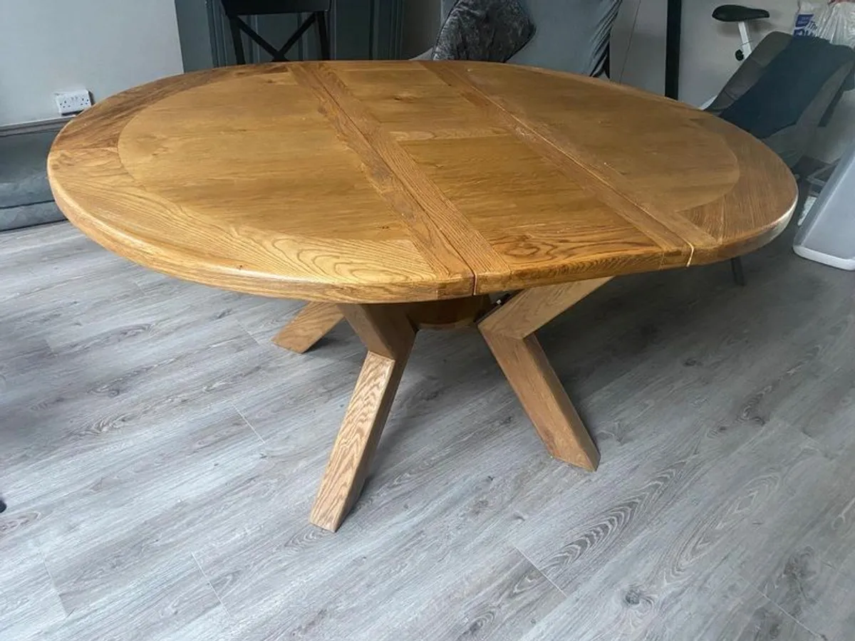 dining table - Image 1
