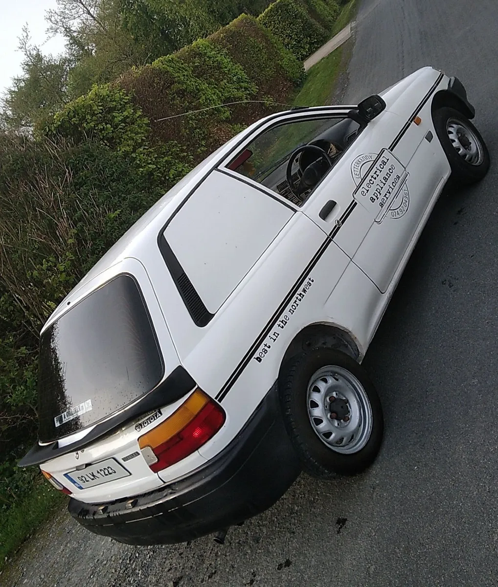 Toyota Starlet 1992 - Image 2