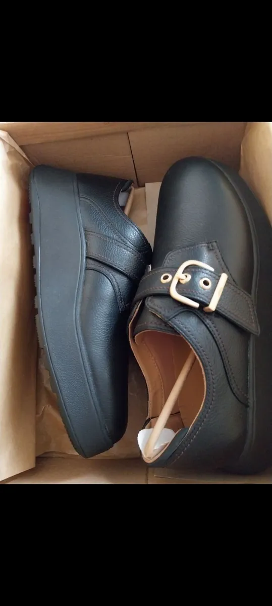 Fitflops F-Mode Black Leather Ladies Shoes- new - Image 2