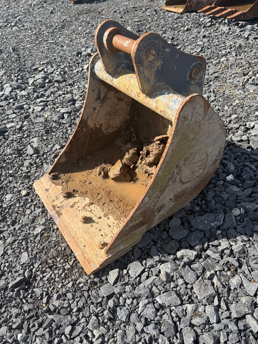 Strickland 45mm pin 2ft gummy bucket - Image 1