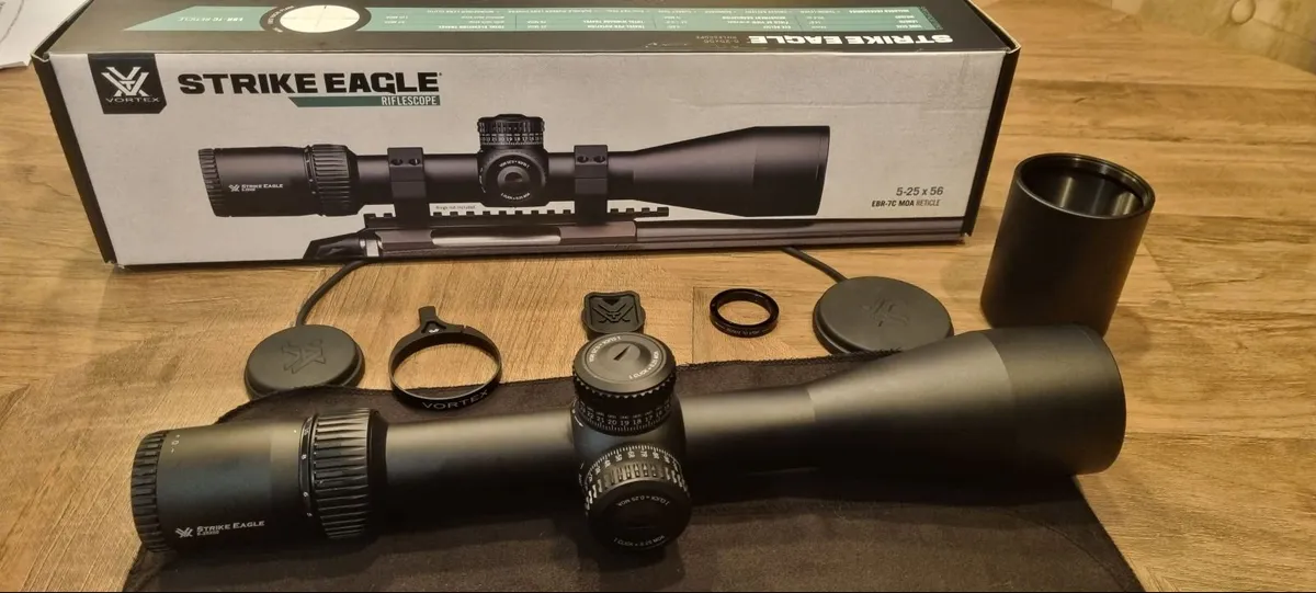 Vortex Strike Eagle 5-25x56 MOA - Image 3