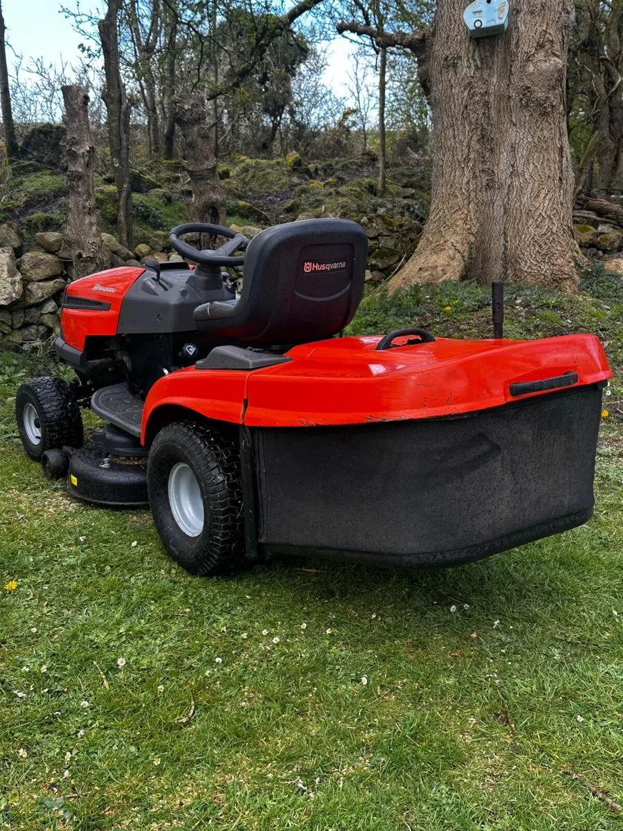 Husqvarna cth171 ride on lawnmower - Image 3