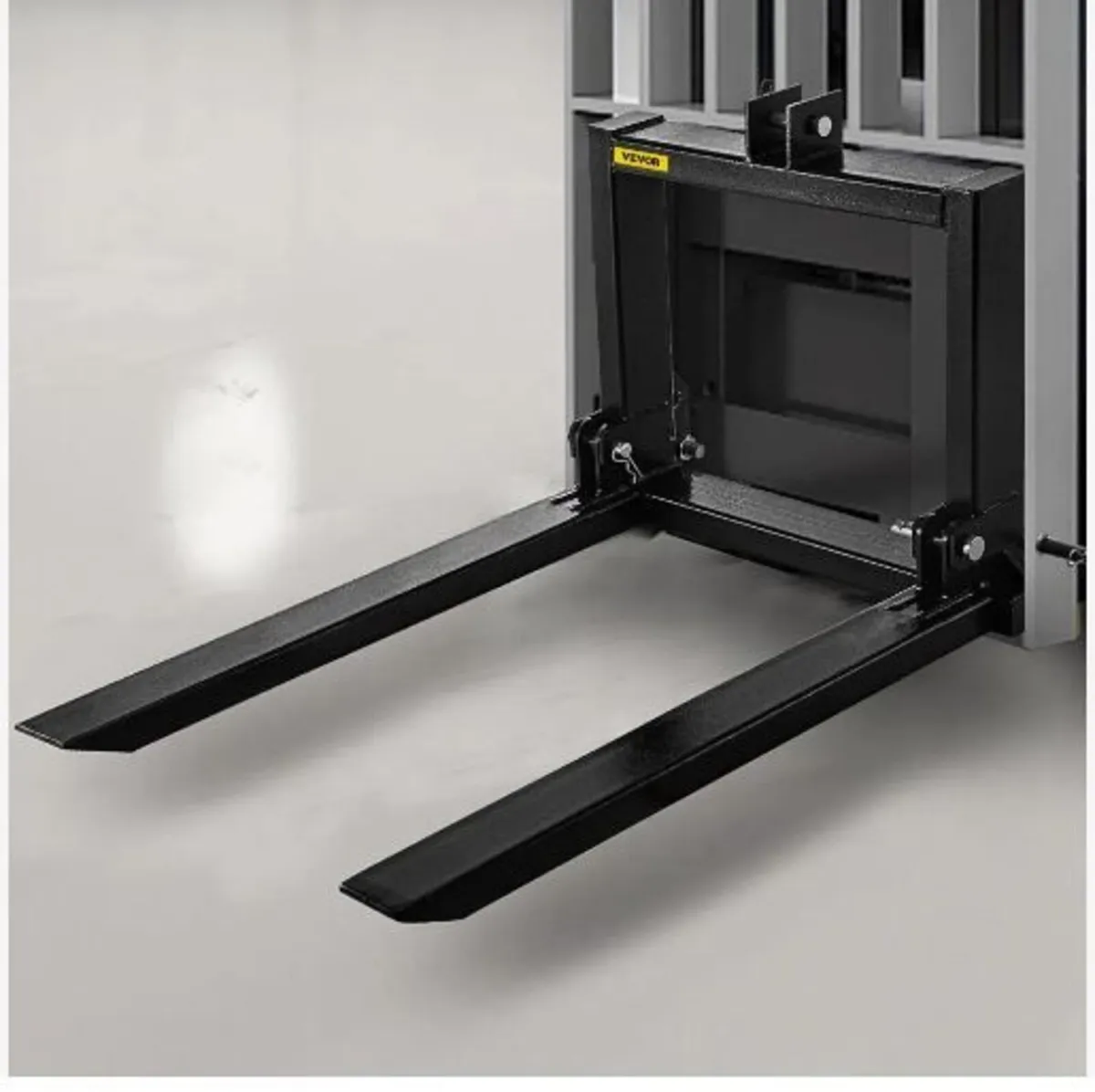 3 Point Hitch Pallet Fork 907.2 kg - Image 3