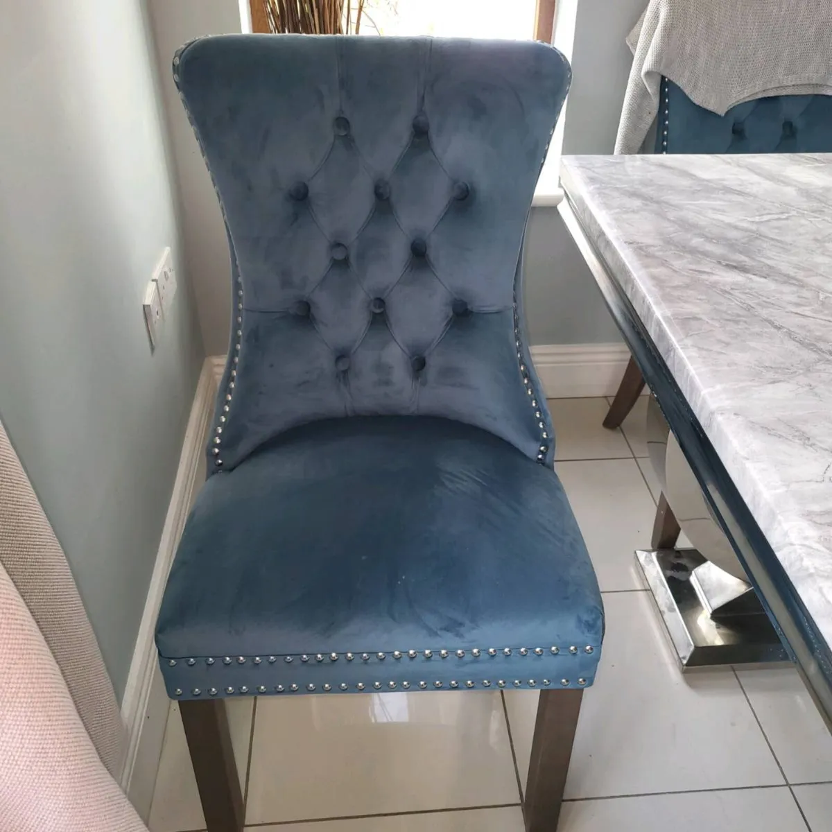 Dining table and blue suede chairs - Image 3