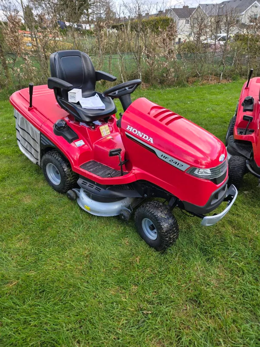 Ride on mower - Image 2