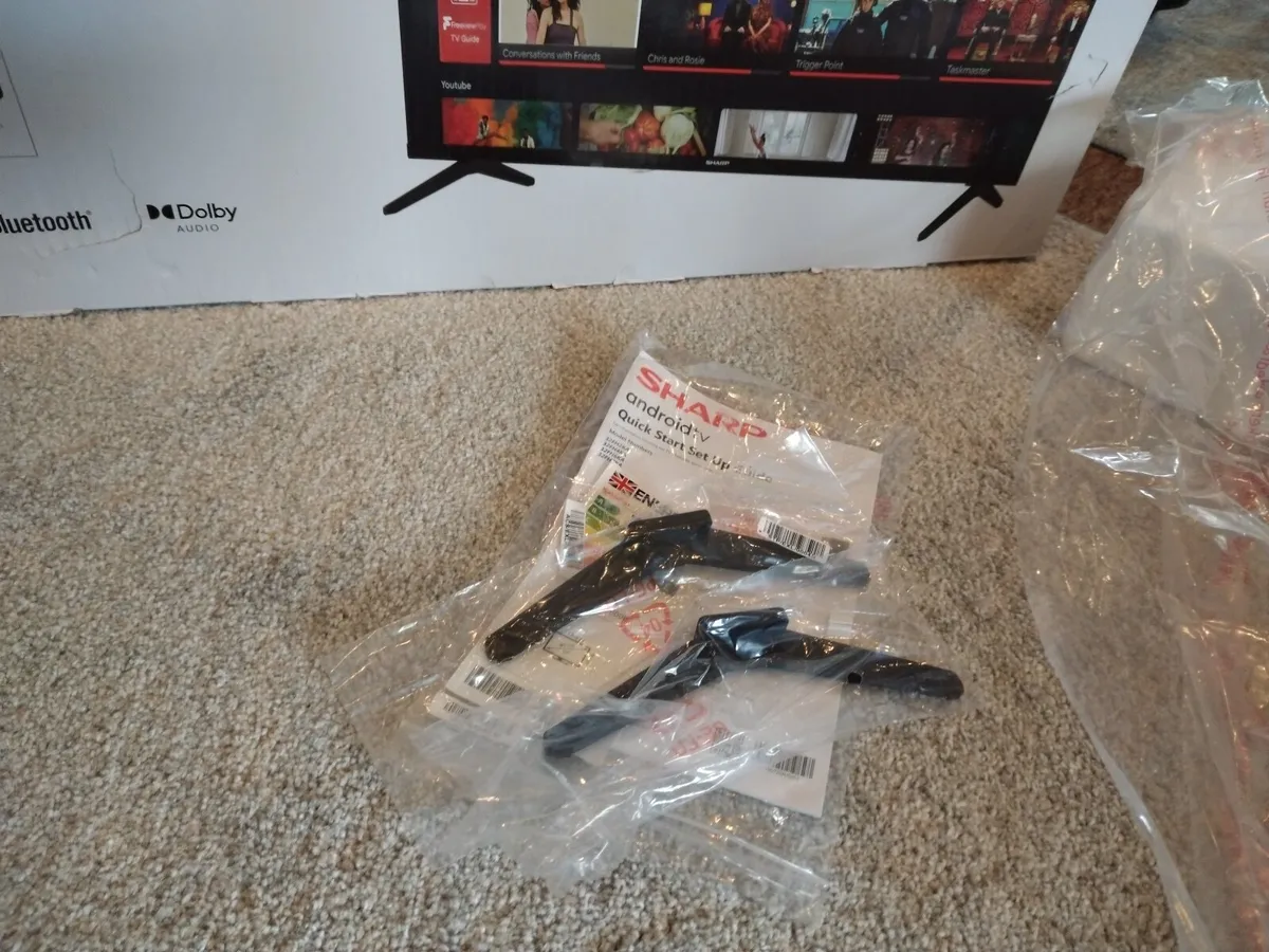 32Inch Smart Android TV €120 - Image 4