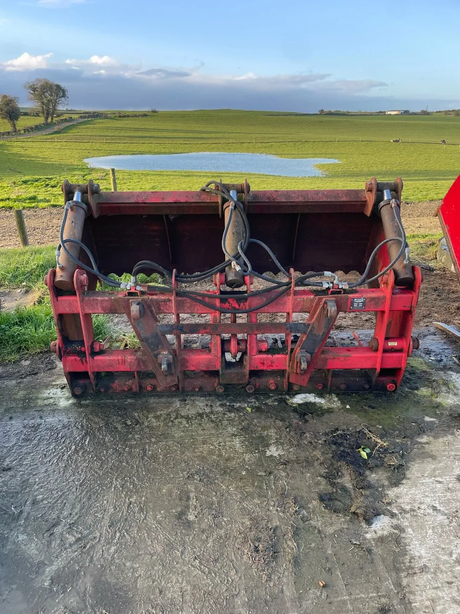 Agrimac Shear grab + scraper - Image 2