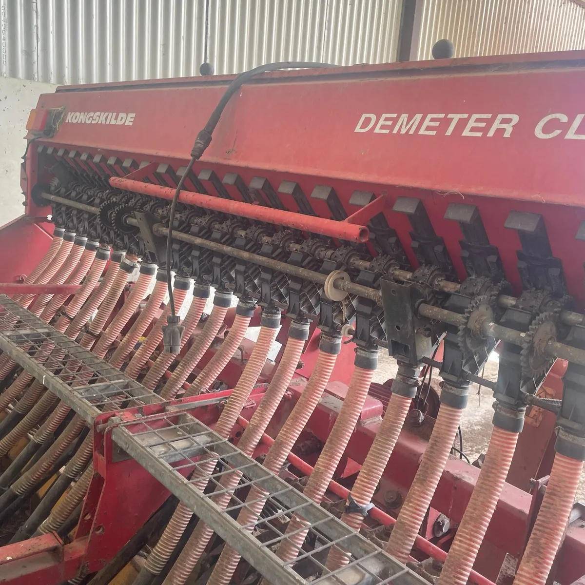 Pottinger kongskilde onepass seeder - Image 3