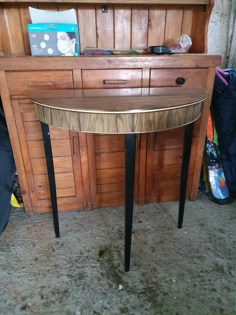 Console table - Image 1