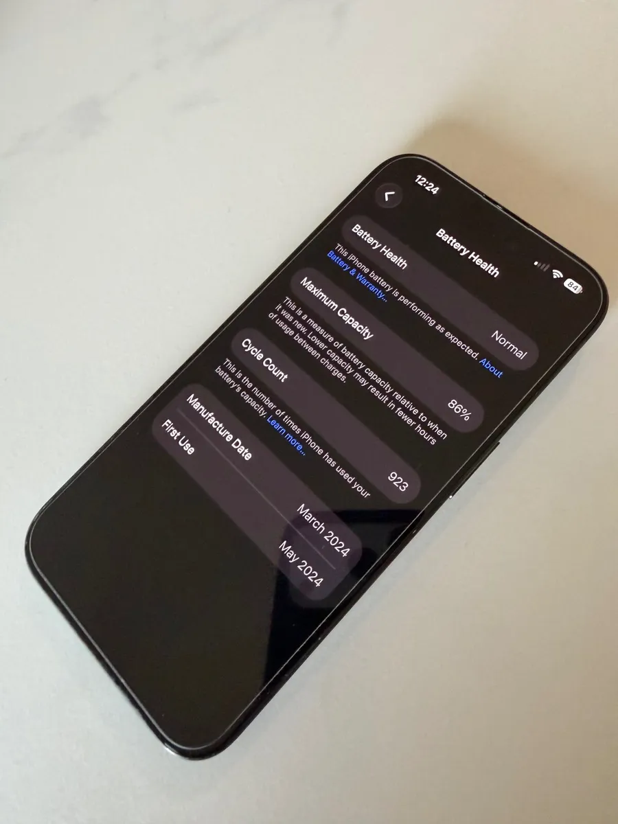 iPhone 15 Pro 128gb - Unlocked - Image 4