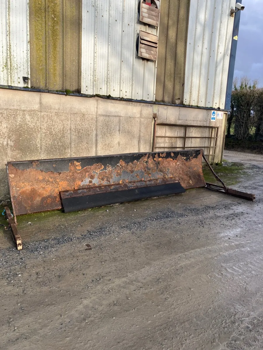 KEENAN BALE HANDLER CREEL