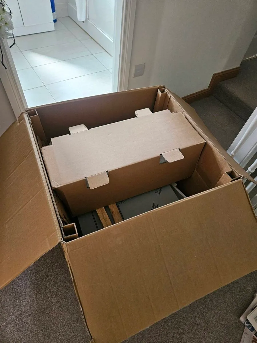 Neff cooker hood -D64BHM1N0B - Image 3