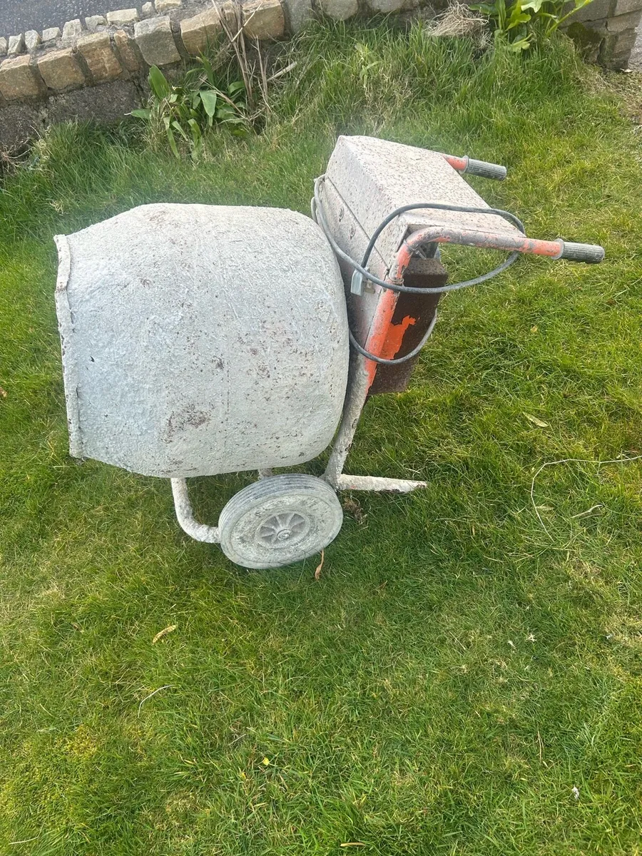 Belle cement mixer - Image 1