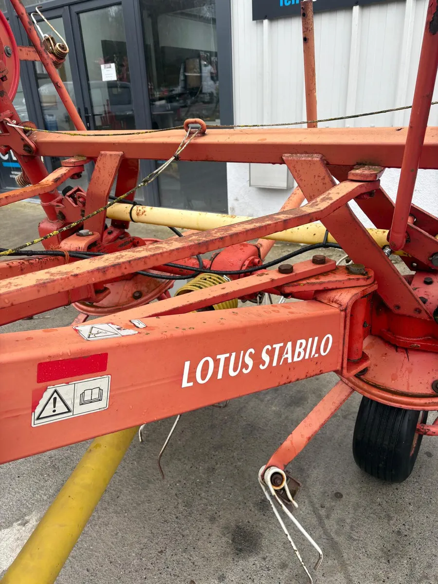 Lely 675 Tedder - Image 3