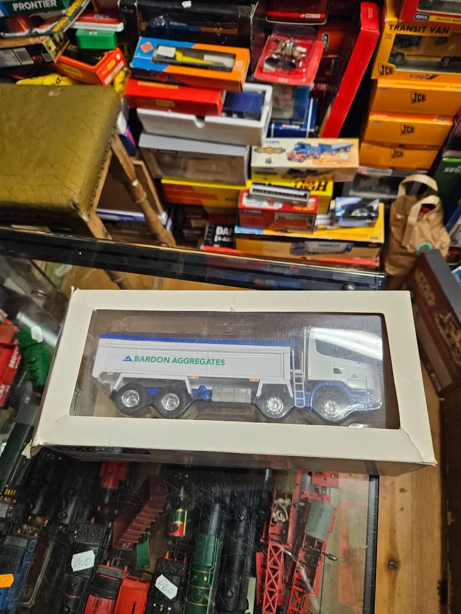 Corgi Eligor Scania Tipper Truck 1.43 - Image 1