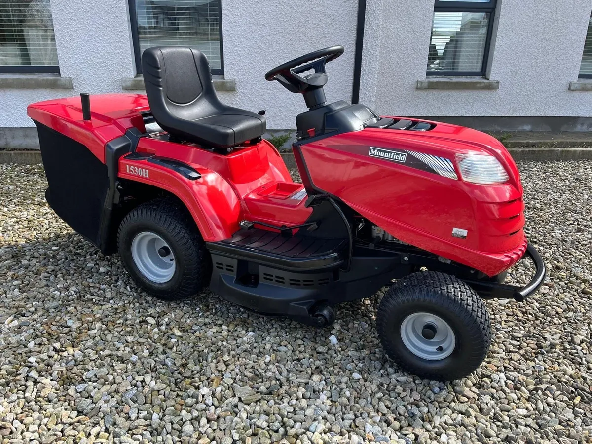 Mountfield 15hp ride on lawnmower#like new # - Image 1