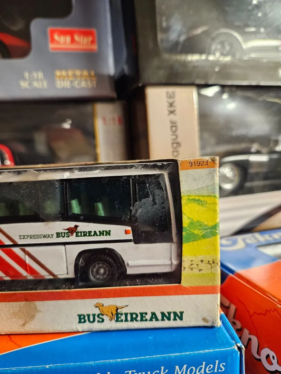 Corgi Bus Eireann Bus - Image 2