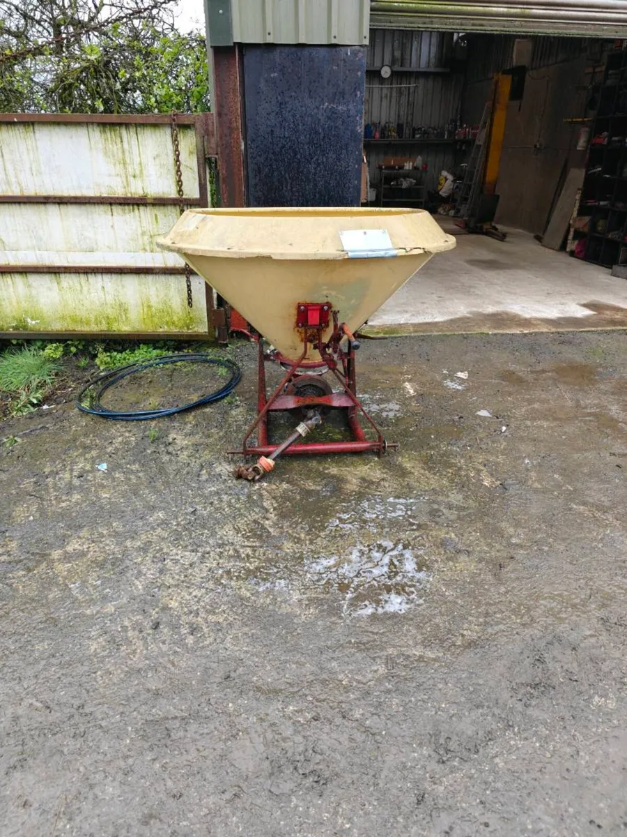 Wagtail fertiliser spreader - Image 4
