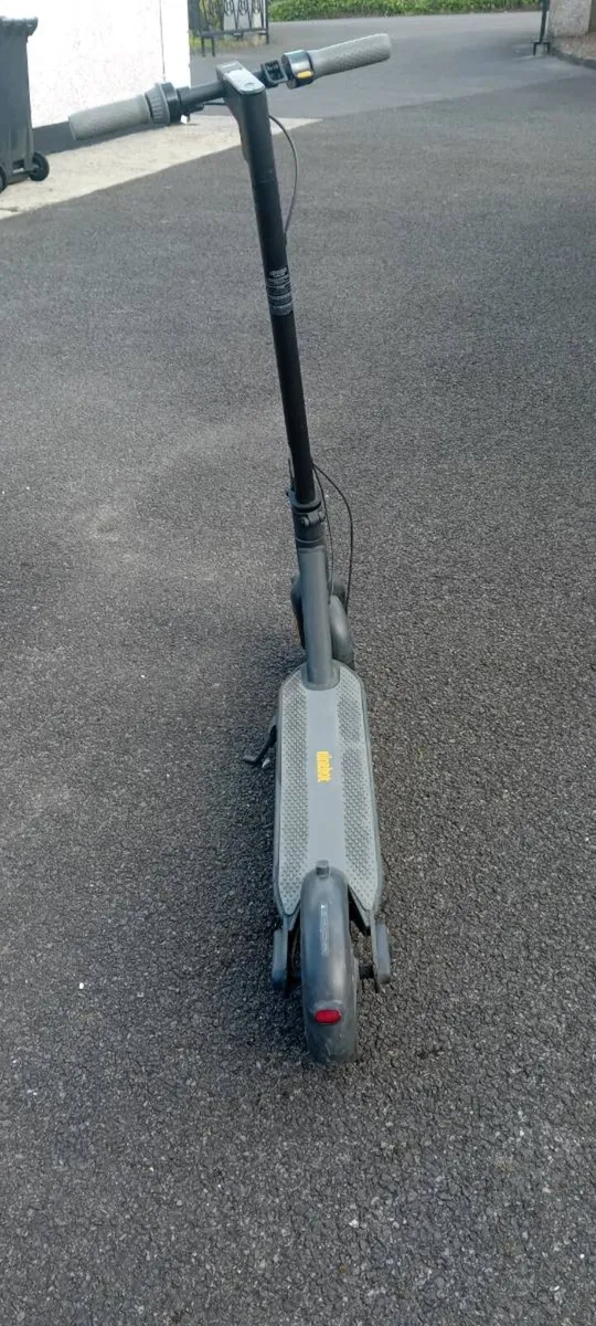 Electric scooter - Image 3