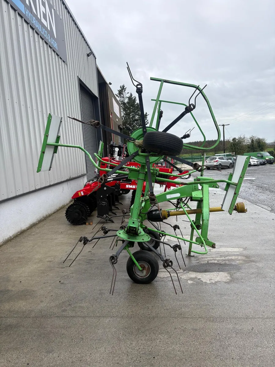 Deutz 4 rotor tedder - Image 2