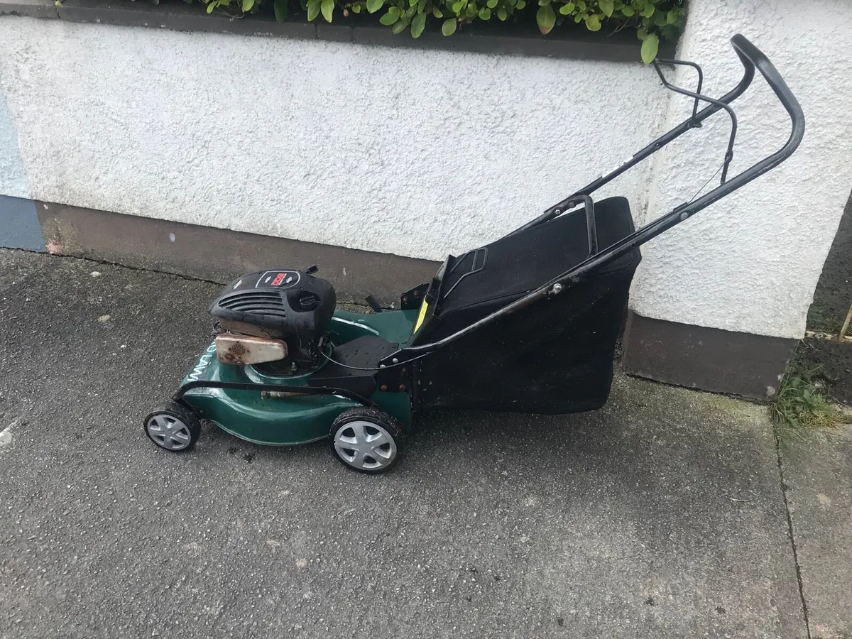 Pro lawn lawnmower For sale - Image 2