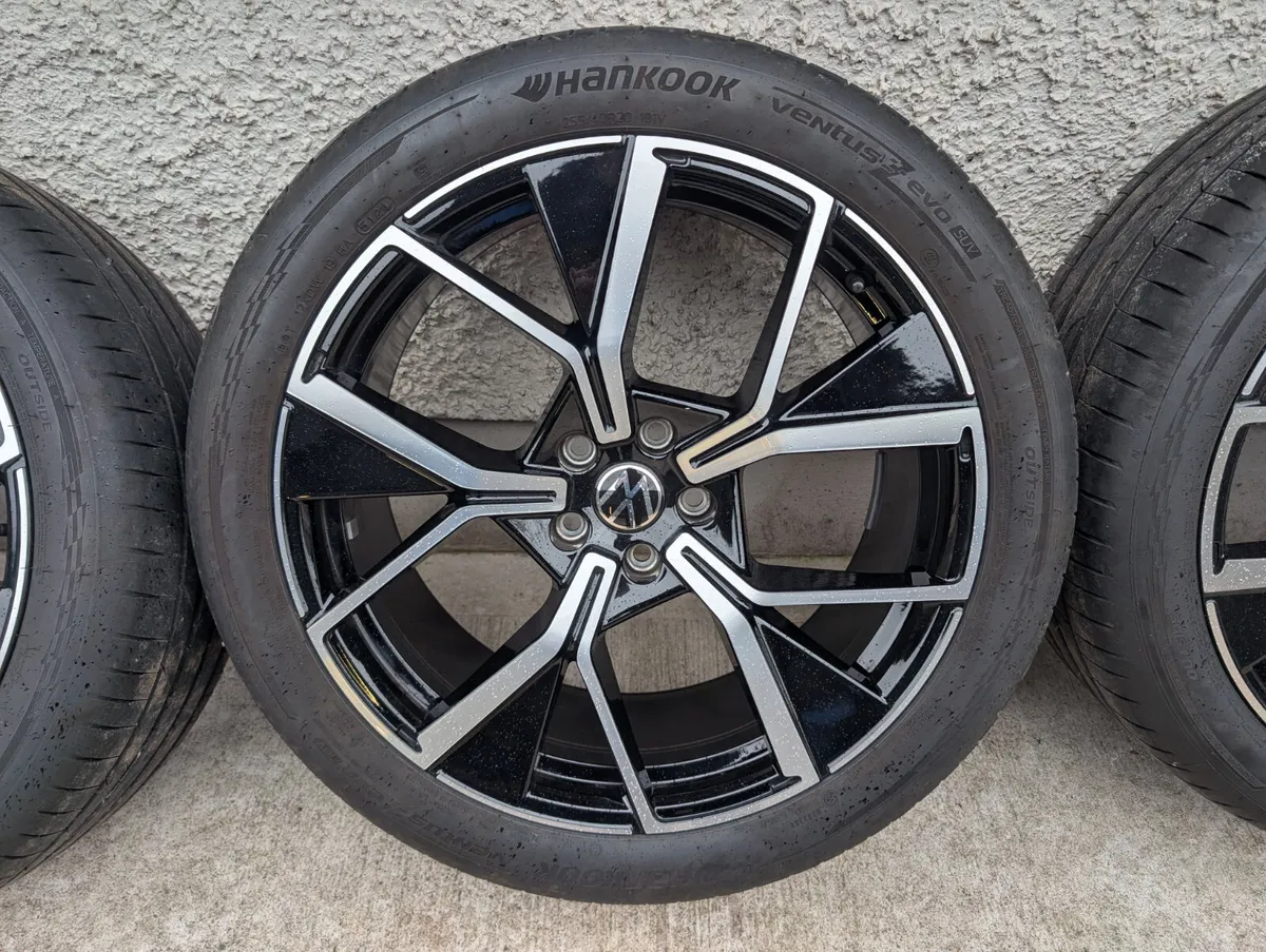 GENUINE VOLKSWAGEN 20" ALLOYS - Image 4