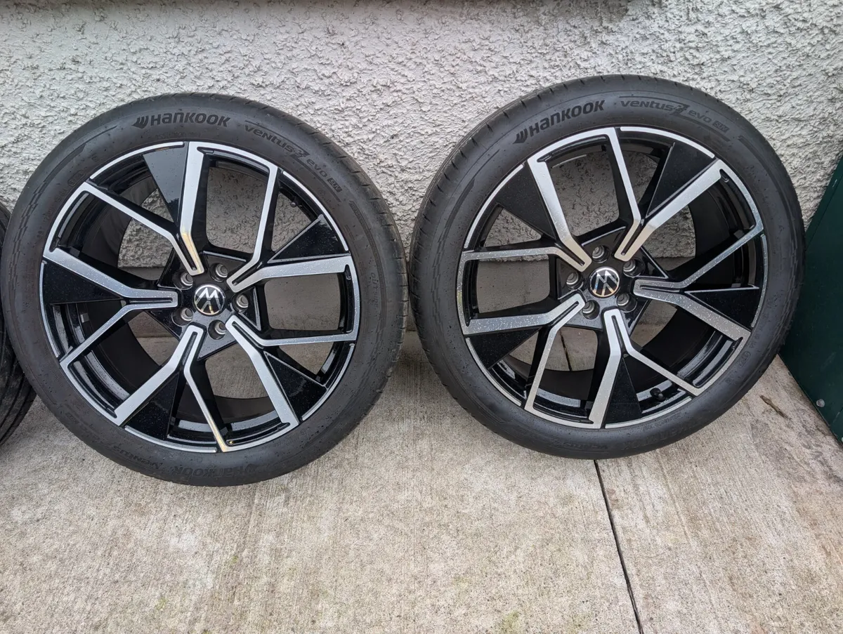 GENUINE VOLKSWAGEN 20" ALLOYS - Image 2