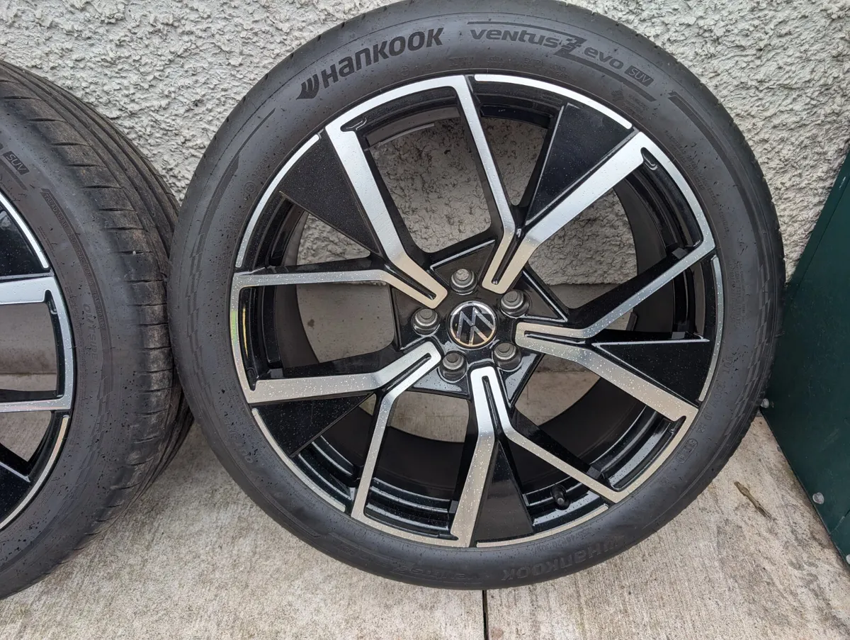 GENUINE VOLKSWAGEN 20" ALLOYS - Image 3
