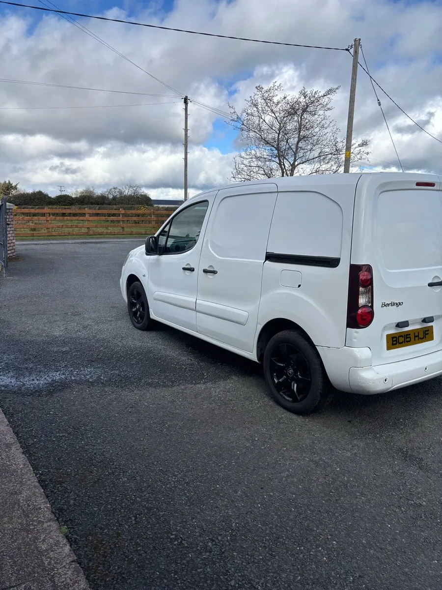 2015 Citroen berlingo 3 seater - Image 3