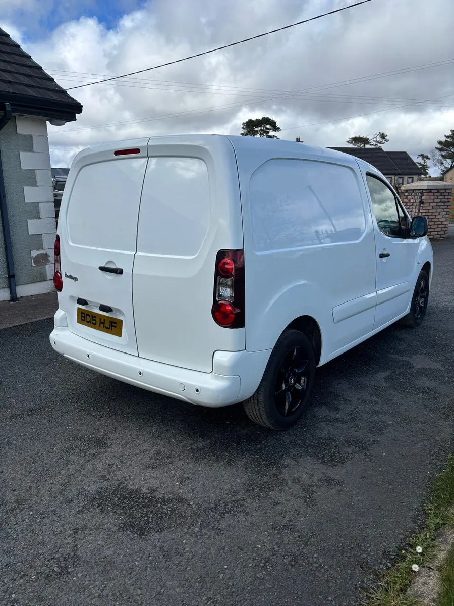 2015 Citroen berlingo 3 seater - Image 4